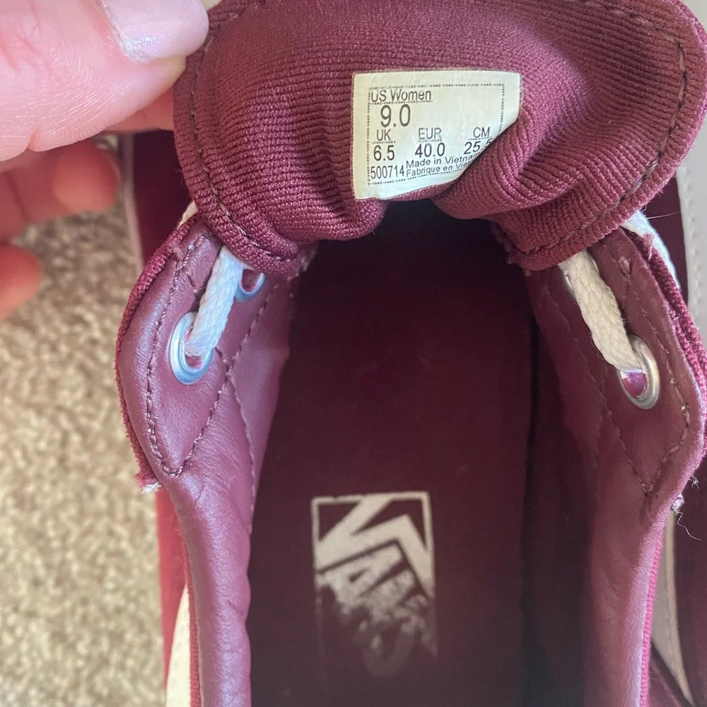 Vans Old Skool Maroon Sneakers with White Laces - Picture 6 of 6